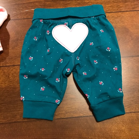 Baby girl 3 piece onesies - Picture 5 of 5